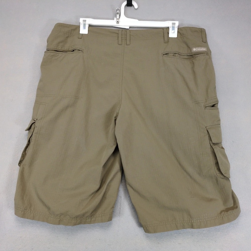 Columbia Tan Nylon Ripstop Cargo Shorts Mens 44x14" Outdoor Hiking Camp Utility - Picture 2 of 8